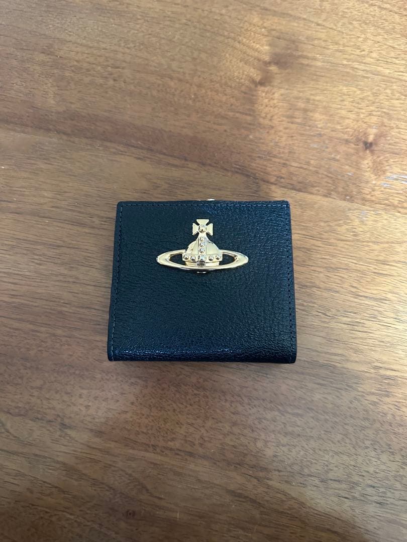 Vivienne Westwood ブラック 二つ折り財布 箱付き