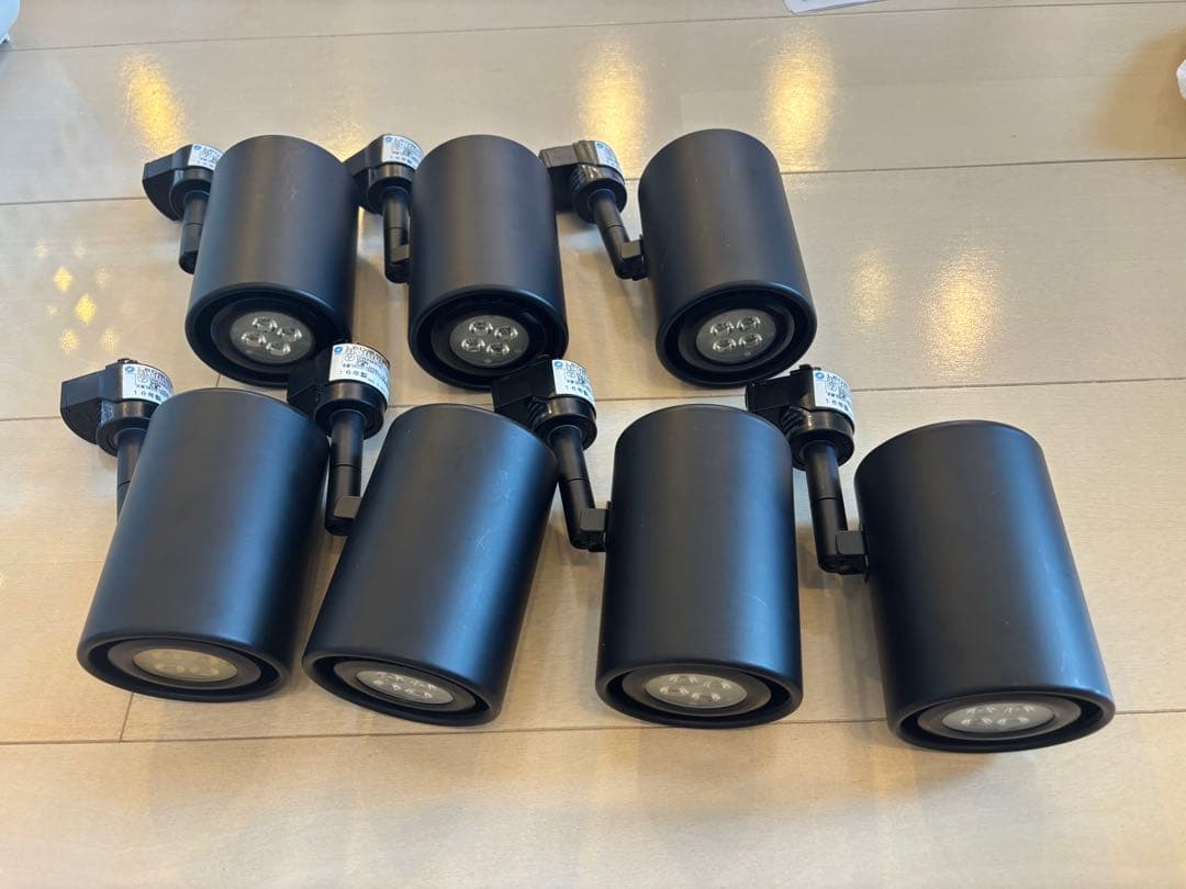 7個DAIKO LEDスポットライト プラグタイプ