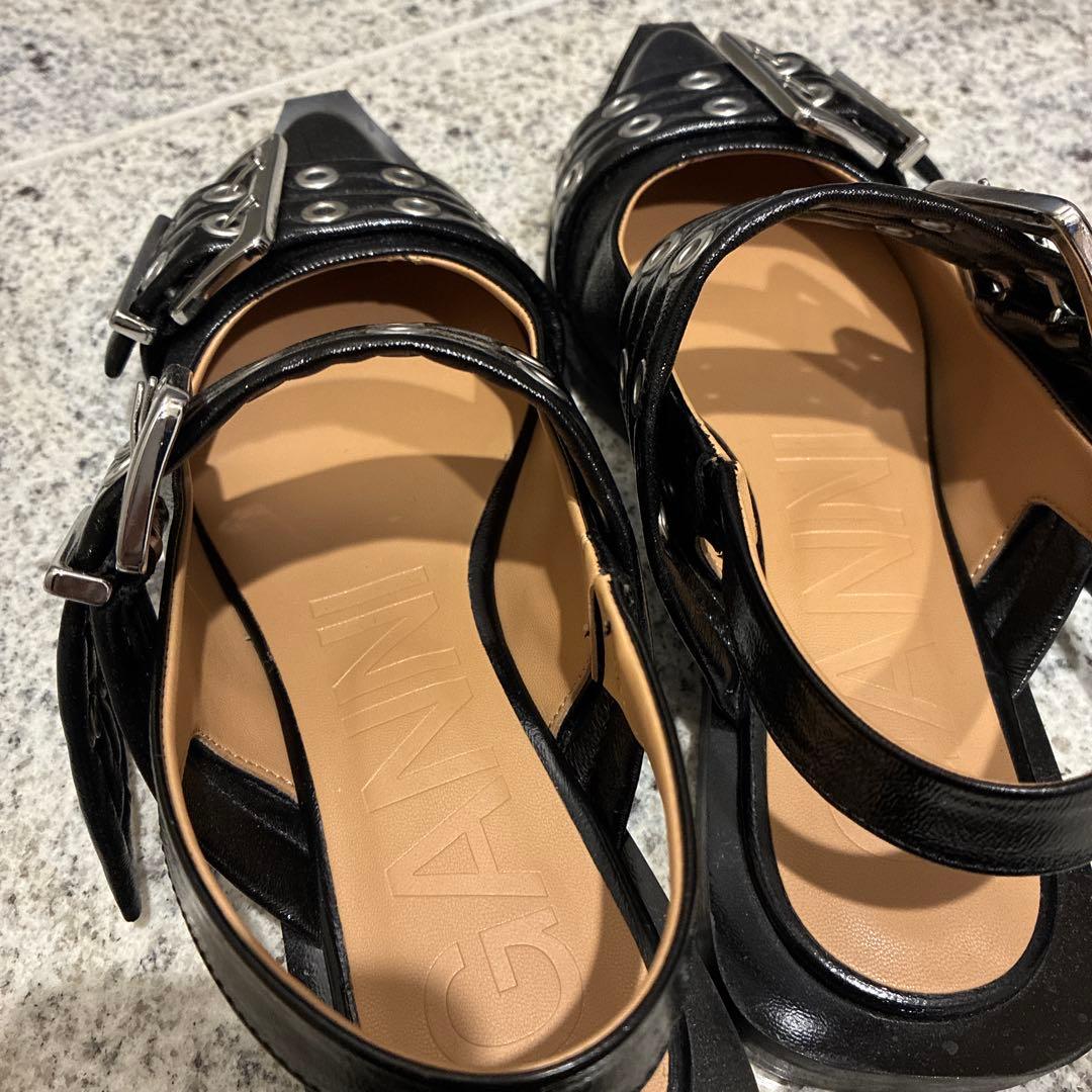 ガニー　GANNI アンクルストラップ付きブラックパンプス　パンプス個性　北欧