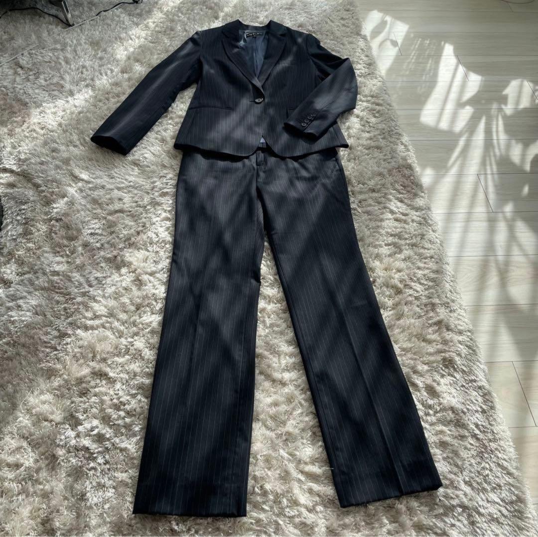 タイムセール‼️【ブラウス付き！】INDIVI ネイビー ストライプ パンツスーツ