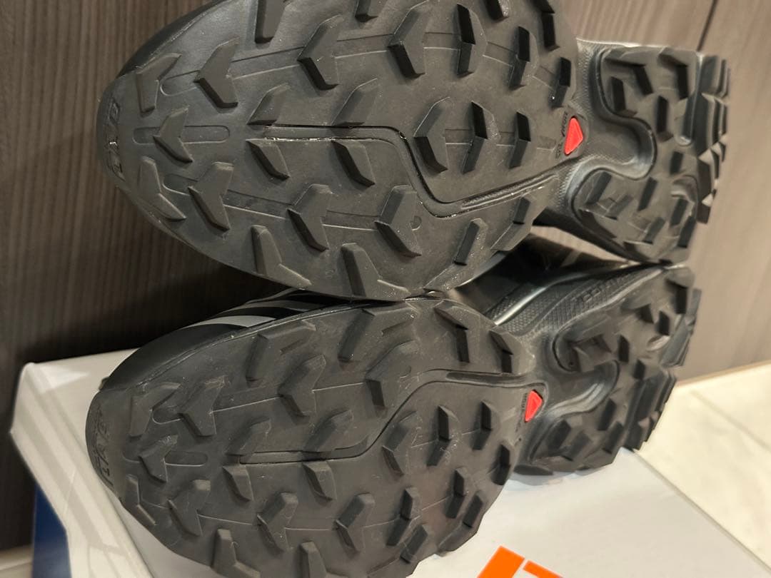 Salomon GORE-TEX ブラック xt6