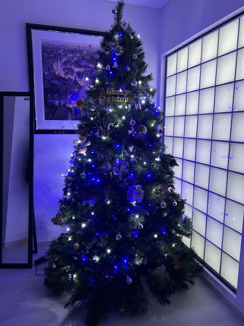 ⭐️クリスマスツリー⭐️高さ210cm オーナメント・LEDライト付き