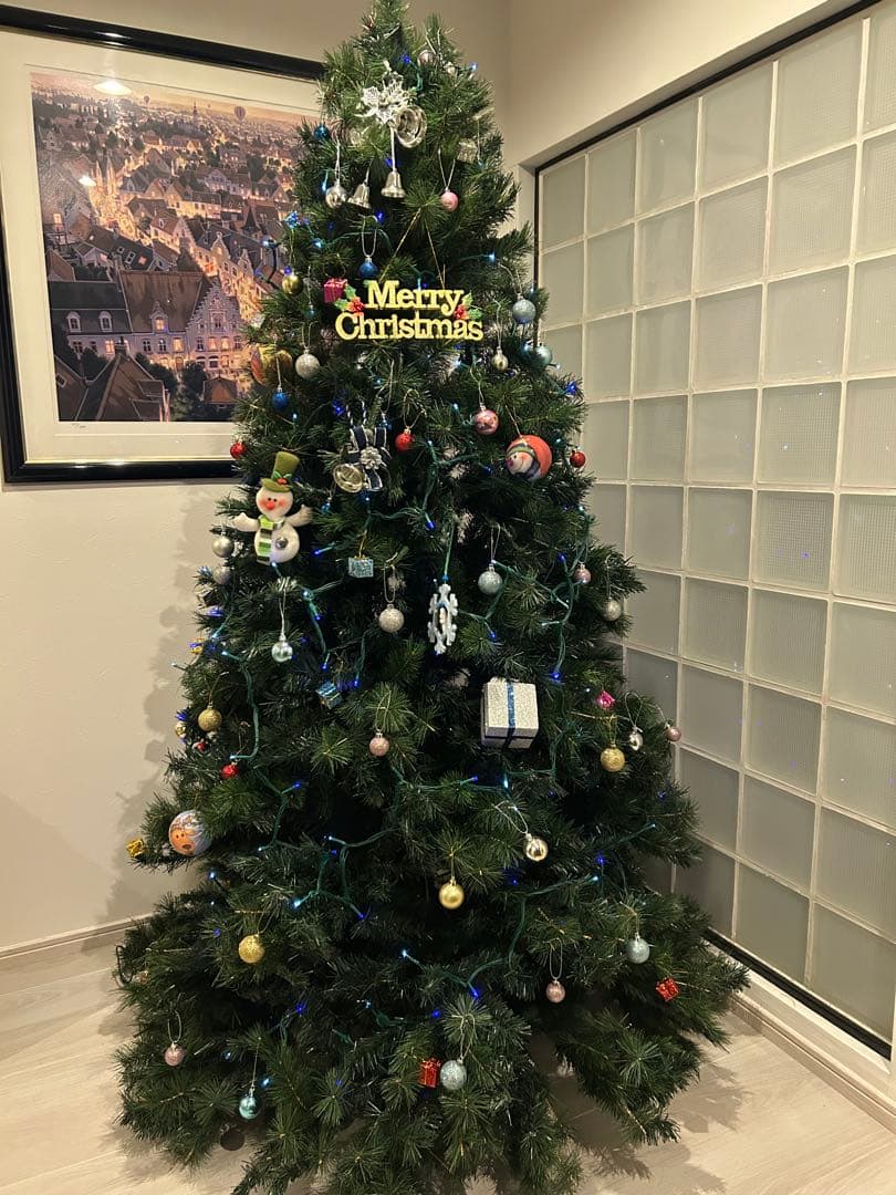⭐️クリスマスツリー⭐️高さ210cm オーナメント・LEDライト付き