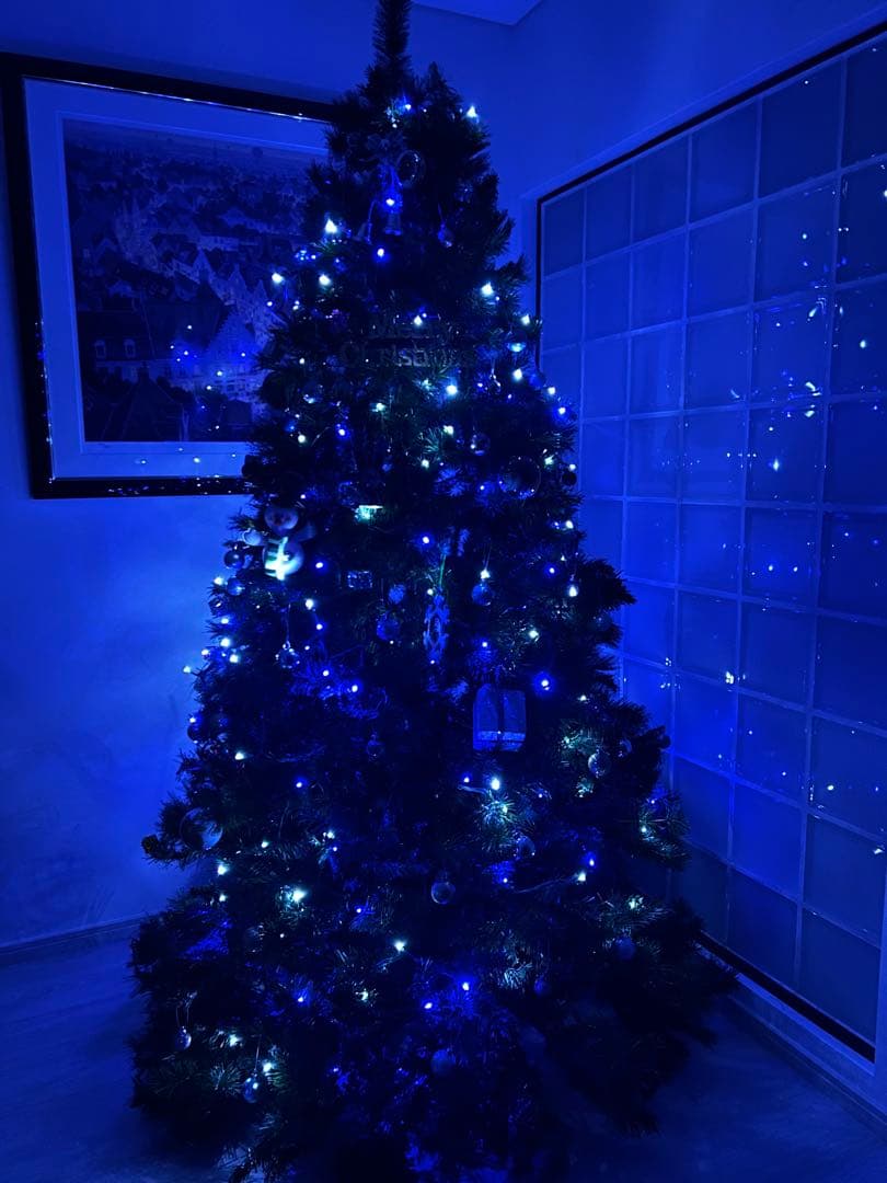 ⭐️クリスマスツリー⭐️高さ210cm オーナメント・LEDライト付き