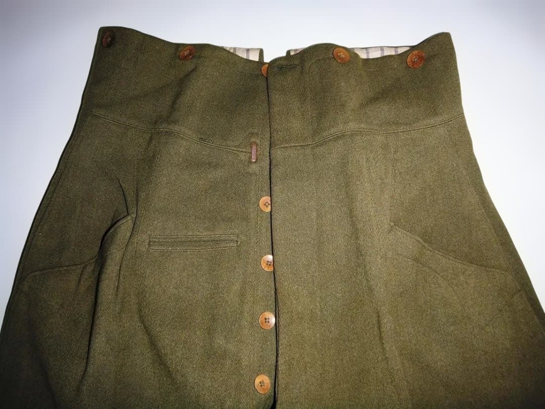 た*こ様 旧日本陸軍「将校用　九八式軍衣袴　制服上下」中古品