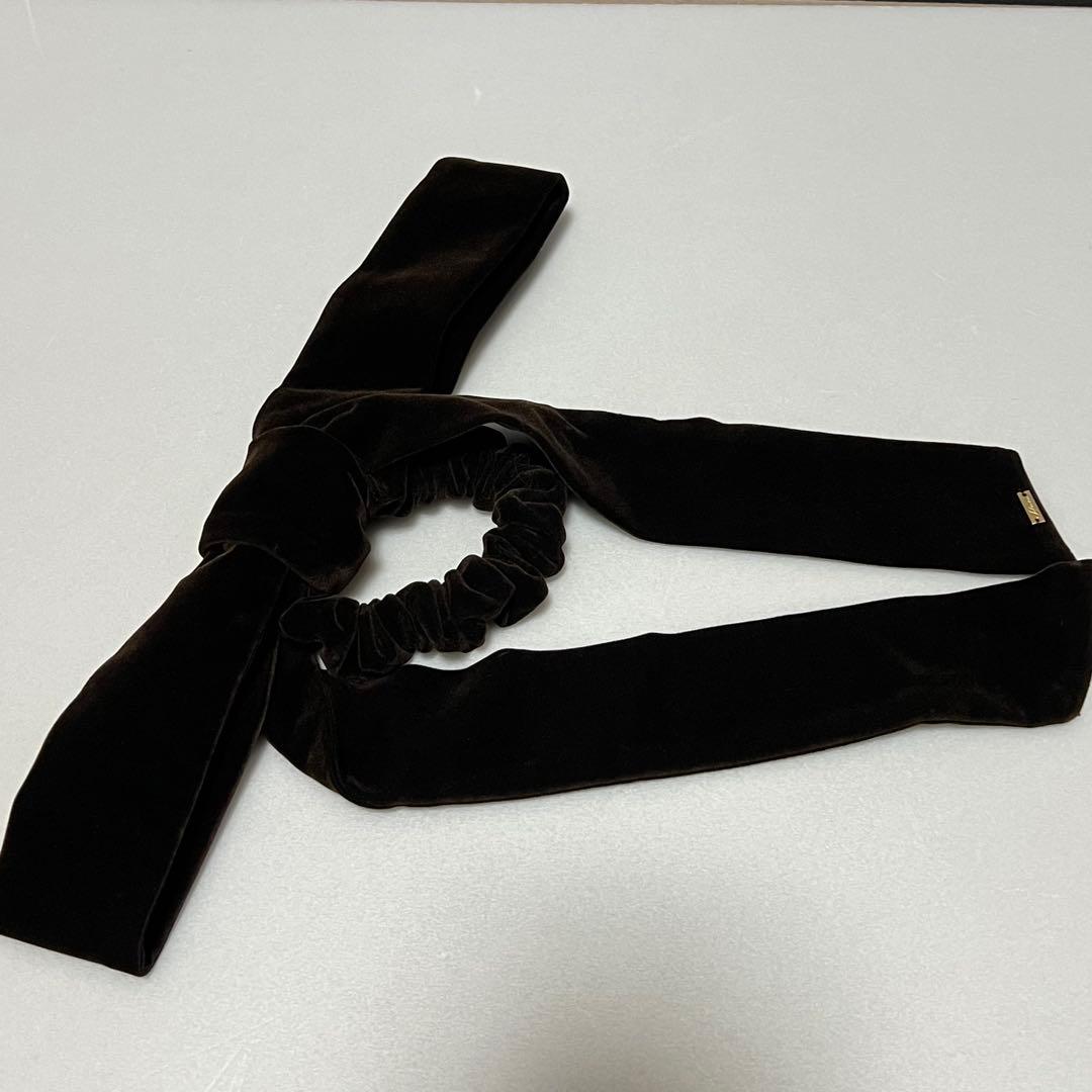 新品＜LETICIA＞レチシア リボン ベルベット シュシュ 完売品