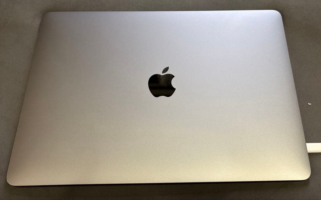 MacBookPro 2022 メモリ16GB 512GB 13 インチ