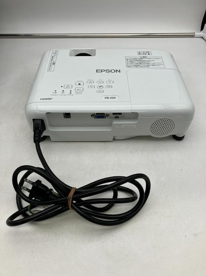 EPSON ビジネスプロジェクター　EB-E01 　ホワイト