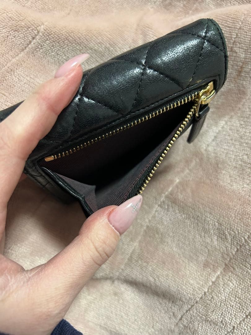 CHANEL ラムスキン 財布