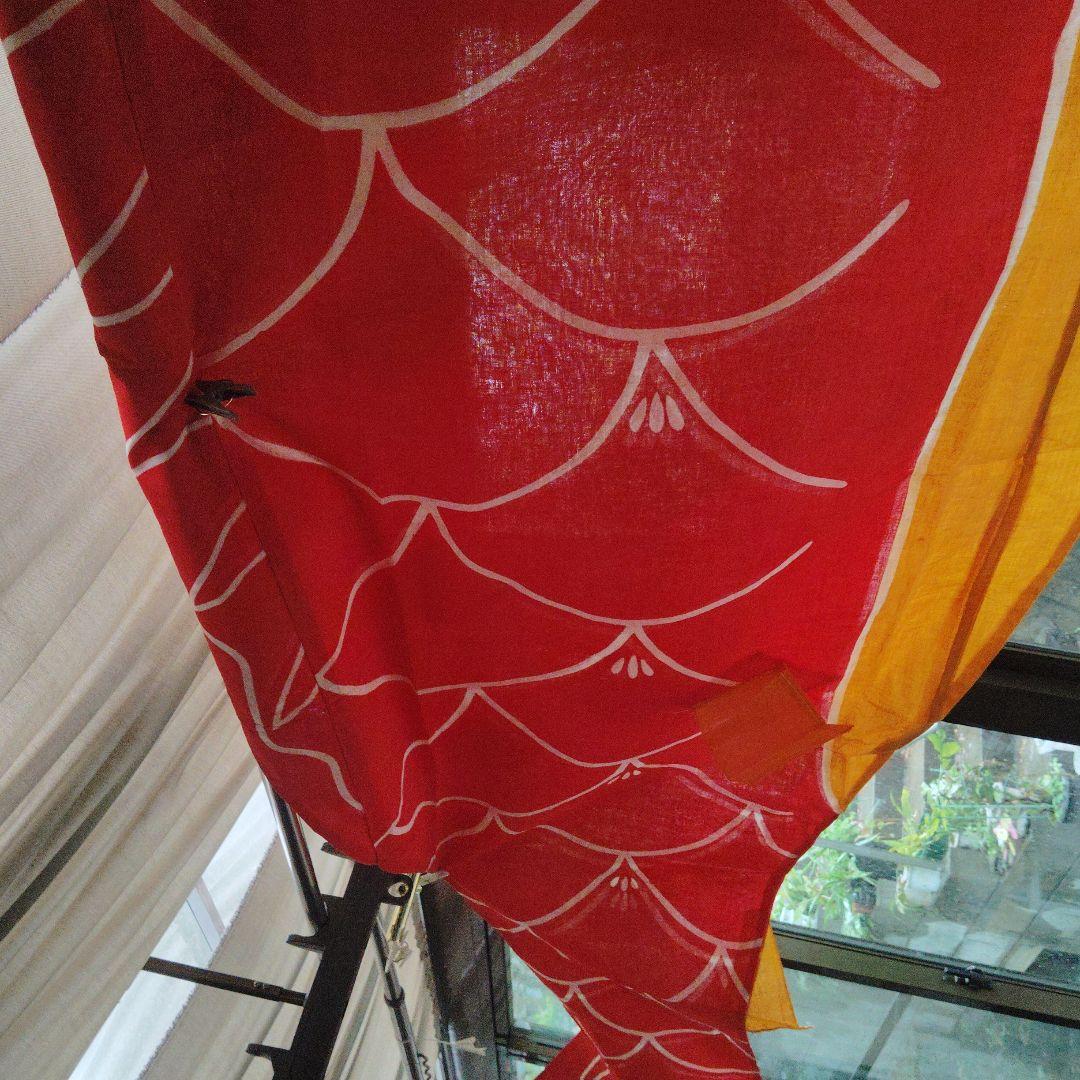 鯉のぼり　3本　黒鯉一本　緋鯉二本