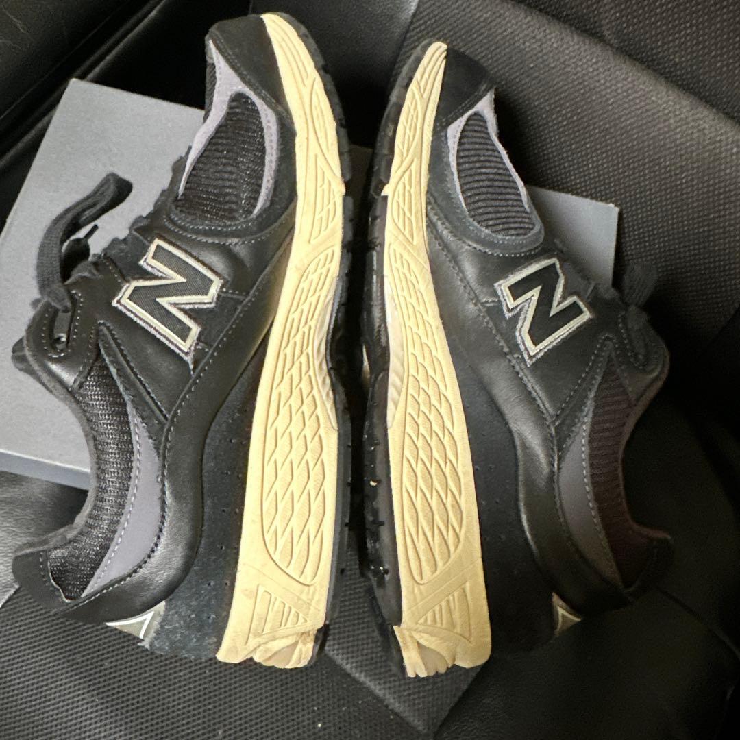 New Balance M2002Rブラック スニーカー