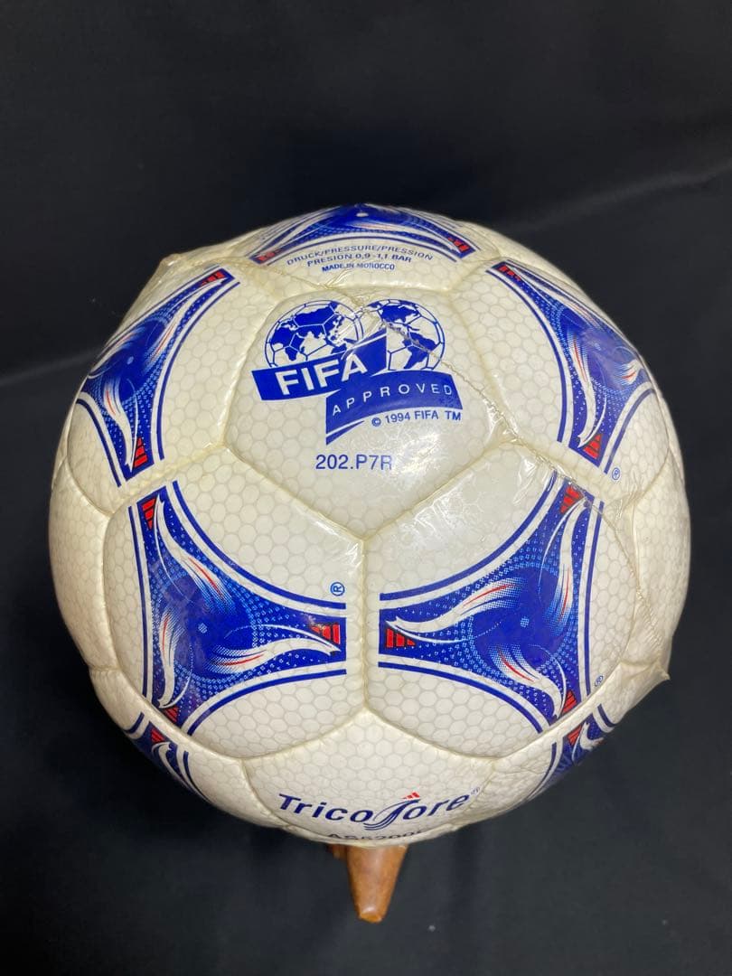 FIFAワールドカップ1998フランス 公式試合球Adidas 1262