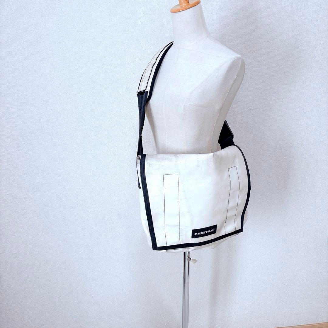 FREITAG F12 Dragnet オールオフホワイト メッセンジャーバッグ