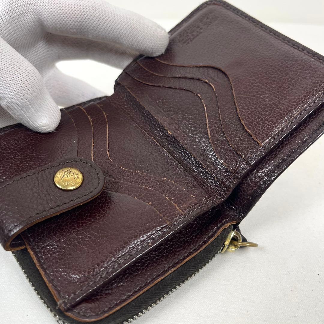 イルビゾンテ　二つ折り財布　ラウンドファスナー　コンパクトウォレット　本革　ロゴ