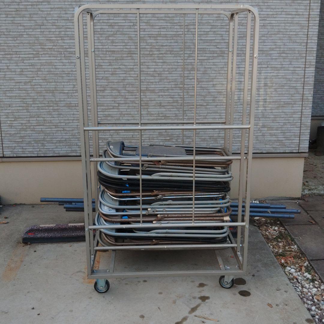 スチール製キャリーラック折りたたみ椅子用　17脚付