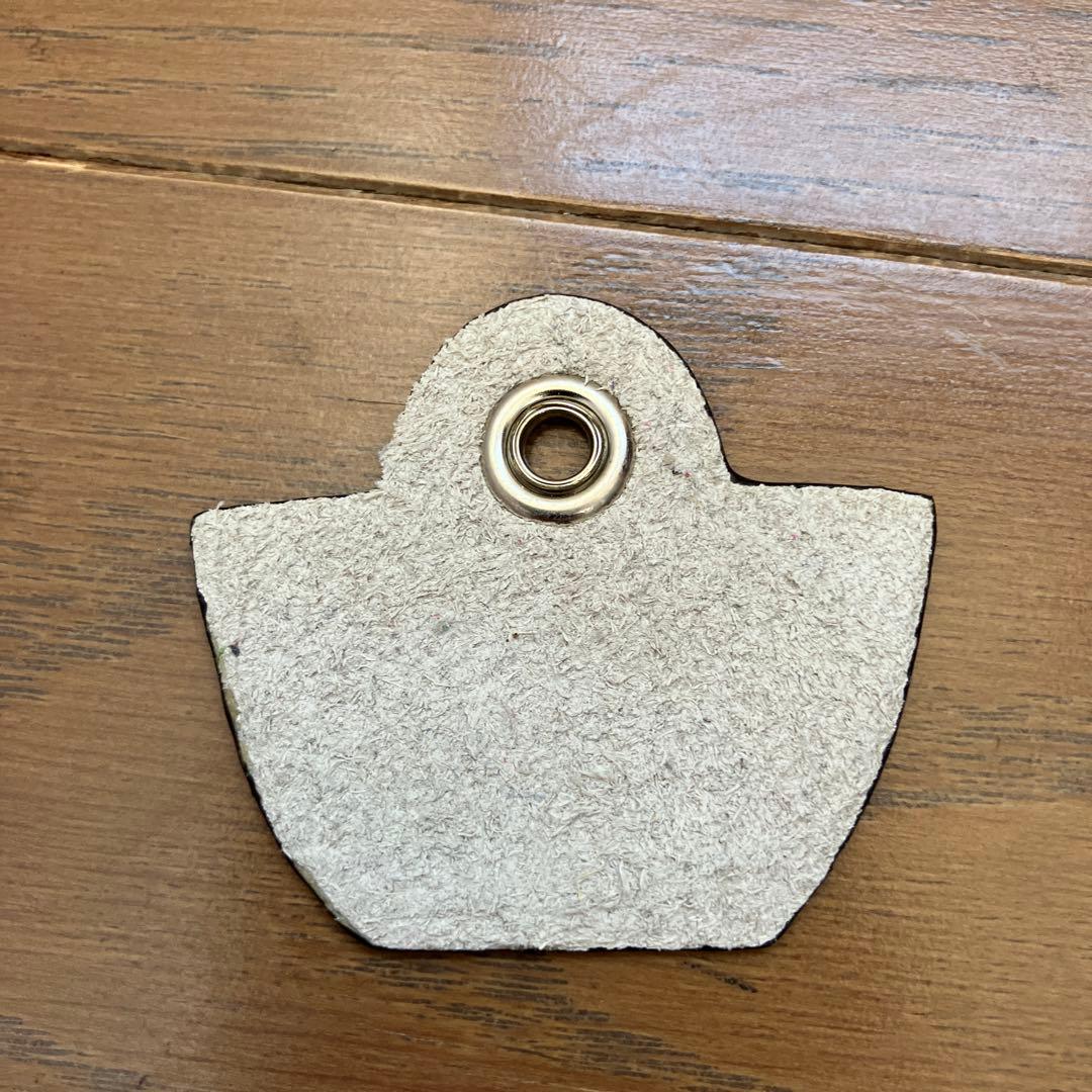 エルベシャプリエ レザーチャームL