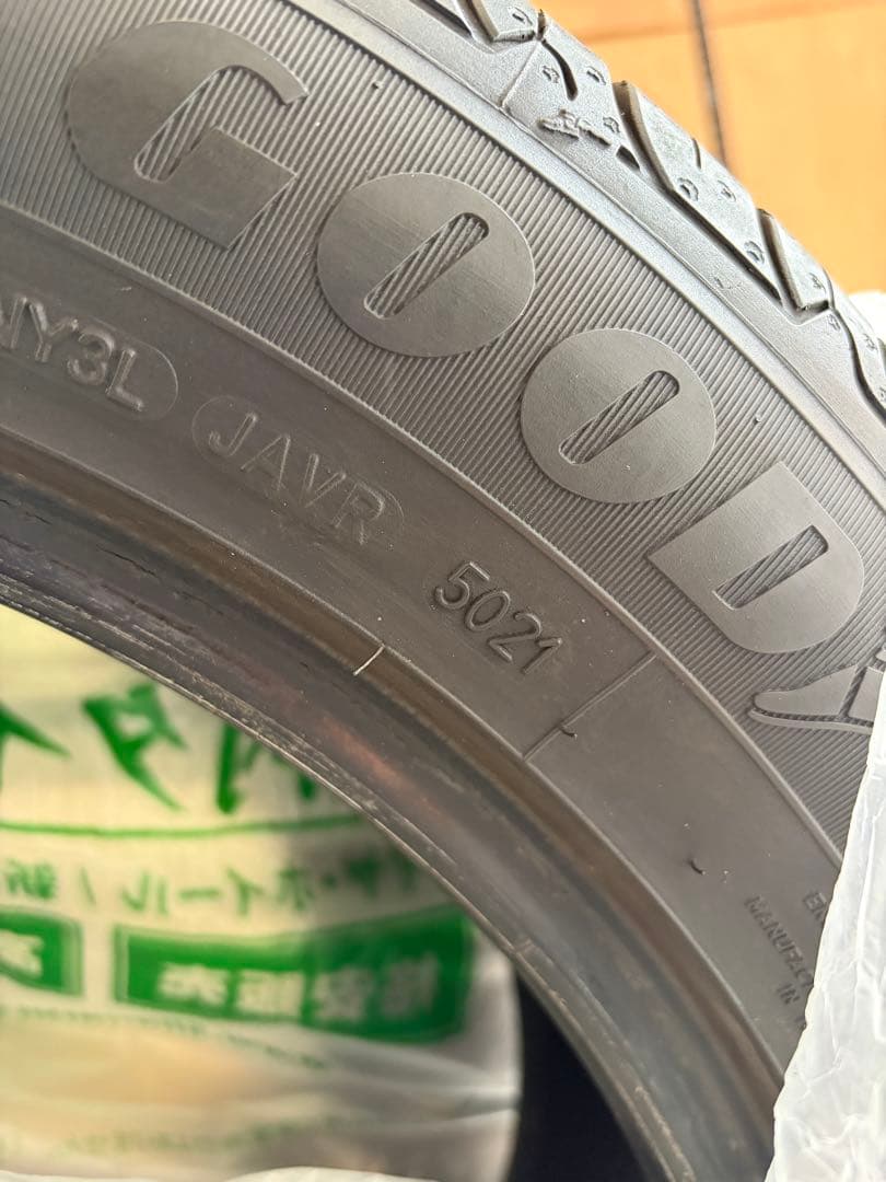 値下げしました◎18インチ グッドイヤー 夏タイヤ 235/55R18 4本
