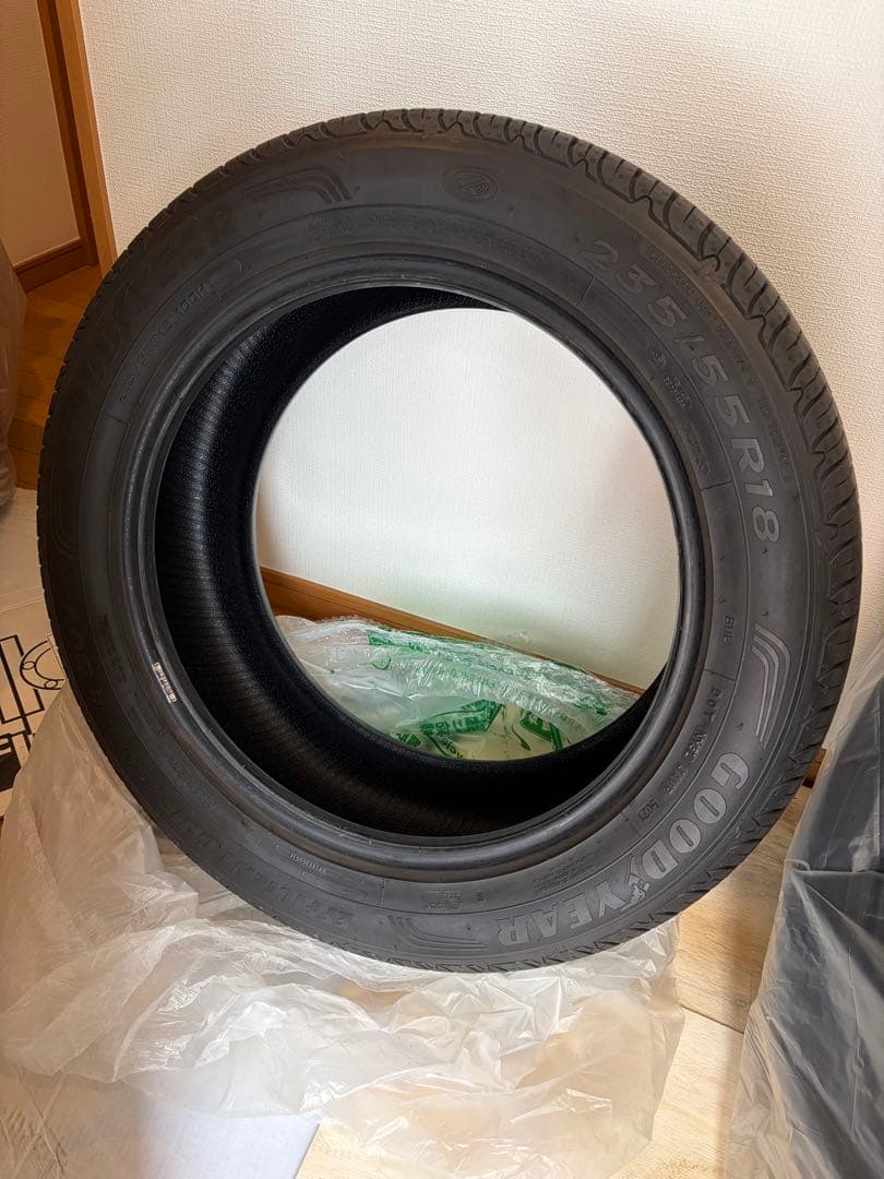 値下げしました◎18インチ グッドイヤー 夏タイヤ 235/55R18 4本