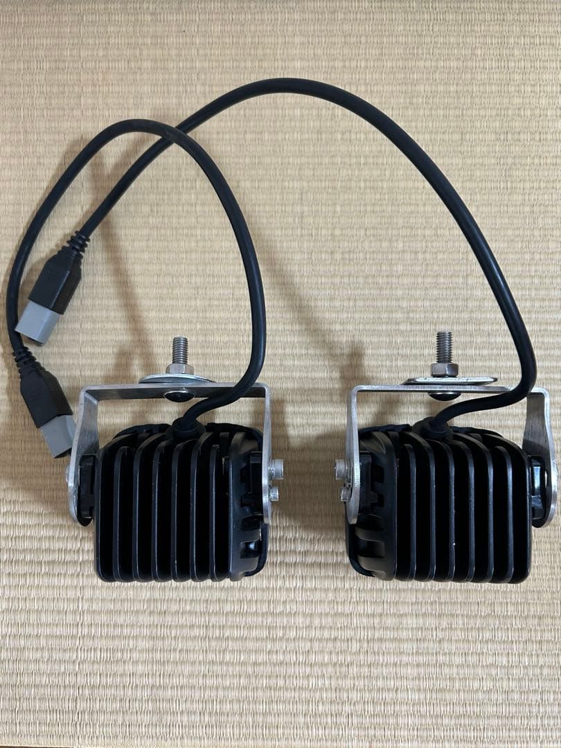 IPF 600 シリーズ LEDライト 2個セット