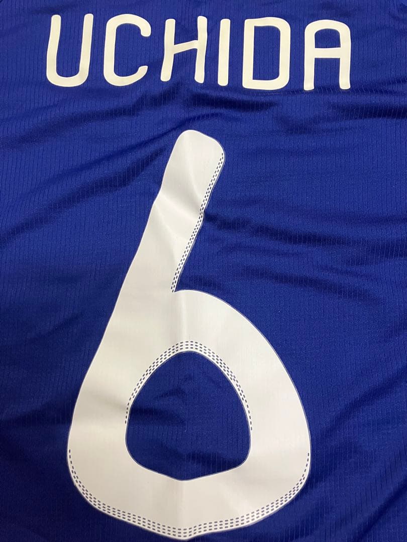 内田篤人　サッカー　日本代表　ユニフォーム　Jリーグ　ワールドカップ　FIFA