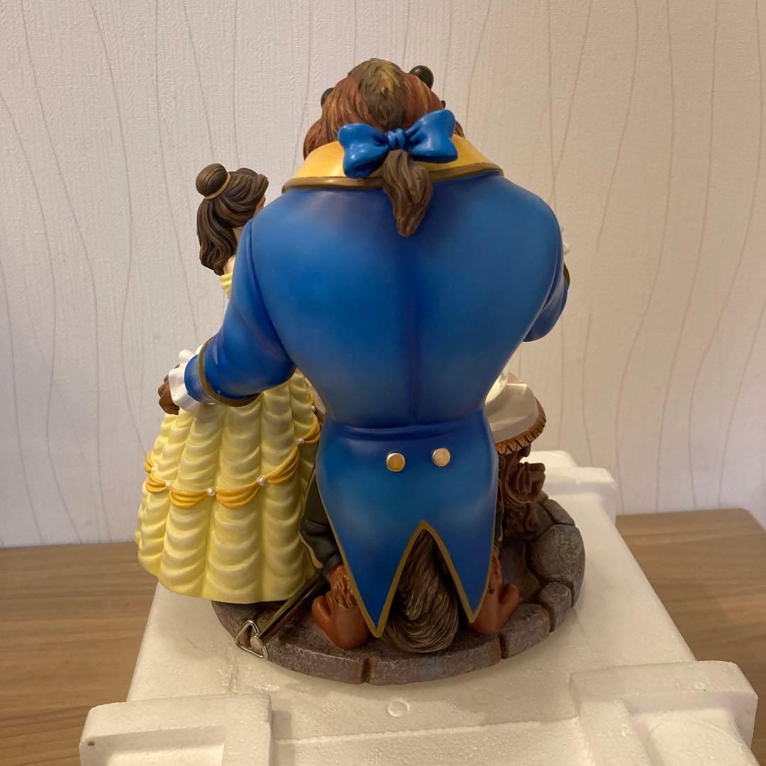 ディズニー　スノーグローブ美女と野獣