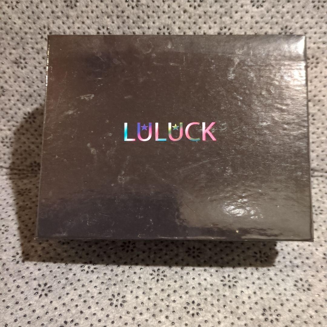 ✨新品未使用　LULUCK コンパクト財布