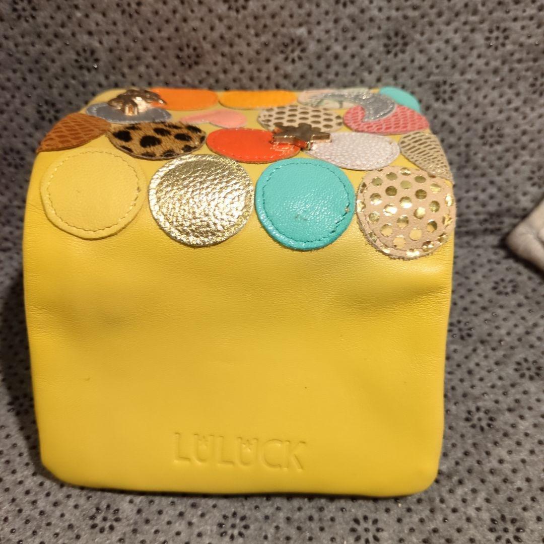 ✨新品未使用　LULUCK コンパクト財布