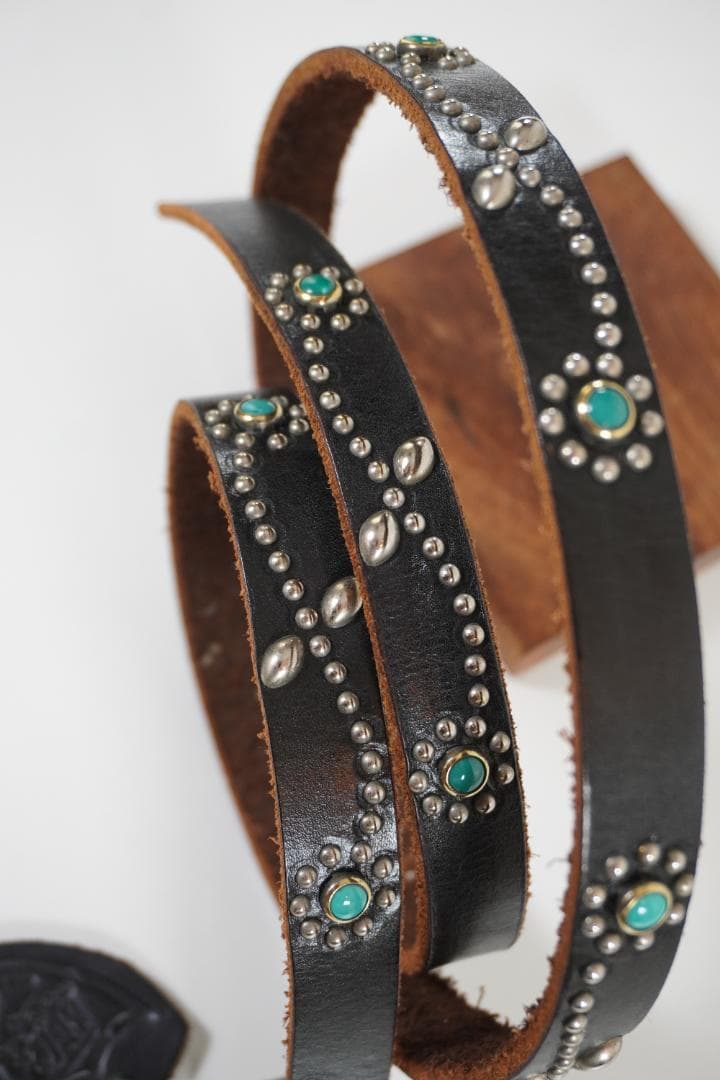 ▢ＨＴＣ▢エイチティーシー 　スタッズベルト 　　ナロー　ターコイズ