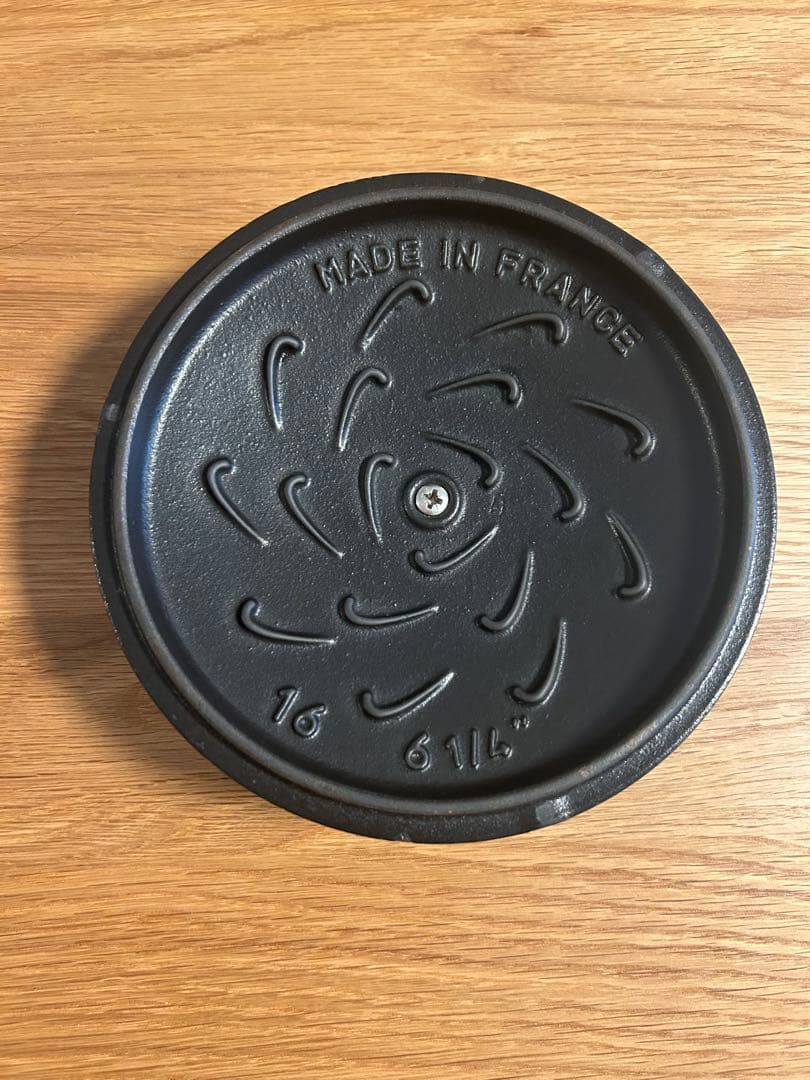 【STAUB】ラ・ココット de GOHAN Mサイズ ブラック ストウブ 16