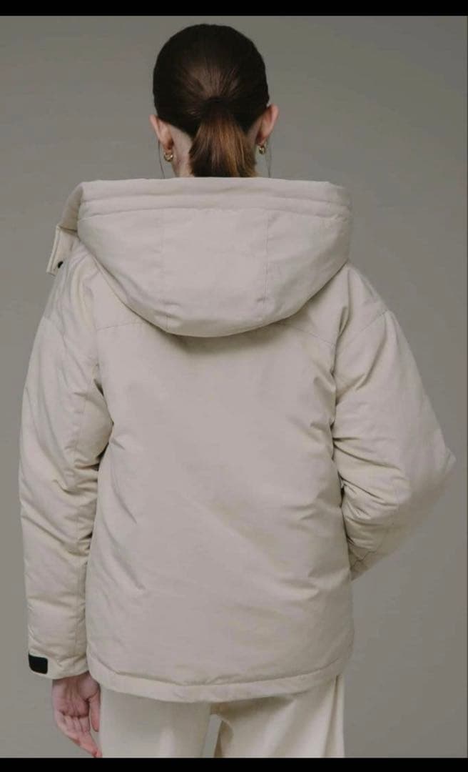 アーバンリサーチ サニーレーベル　フー ディーダウンジャケット