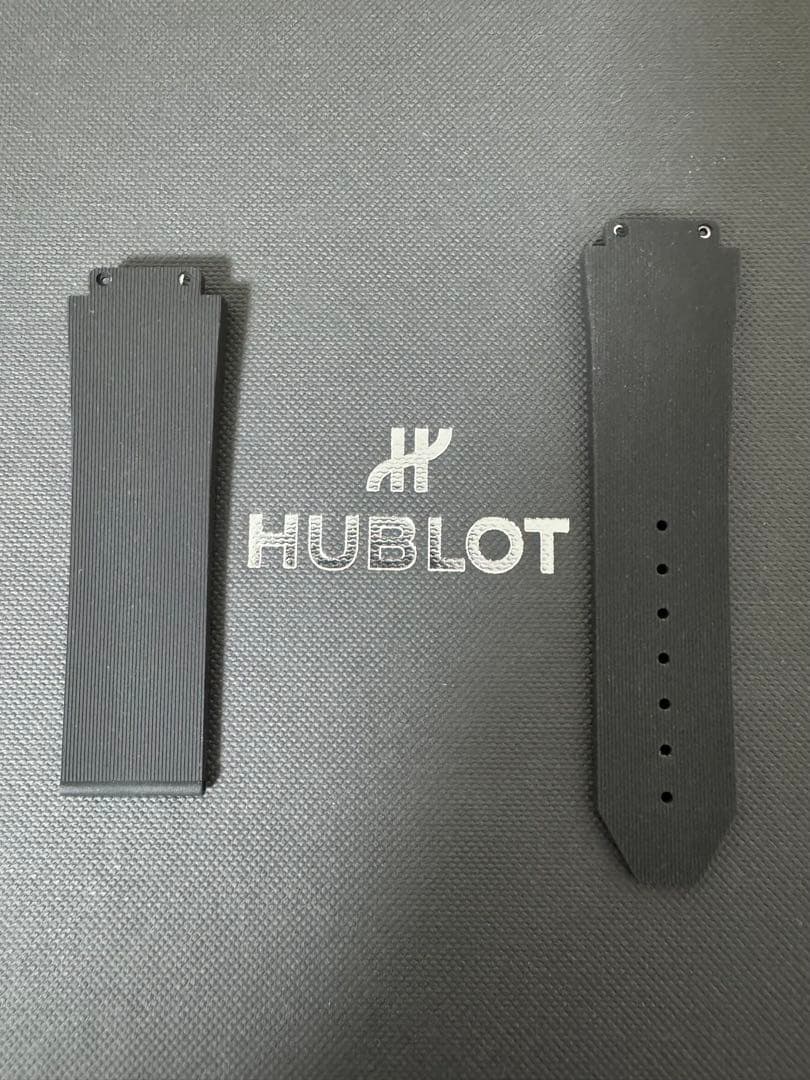 HUBLOT クラシック・フュージョン ラバーベルト