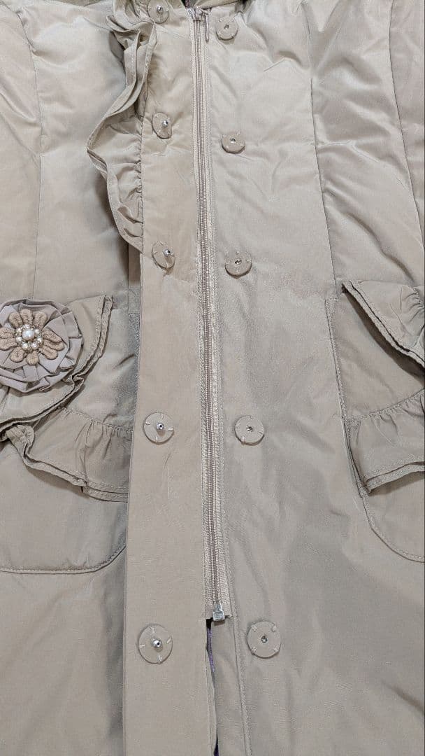 スーパービューティー　ダウンコート　ベージュサイズ42