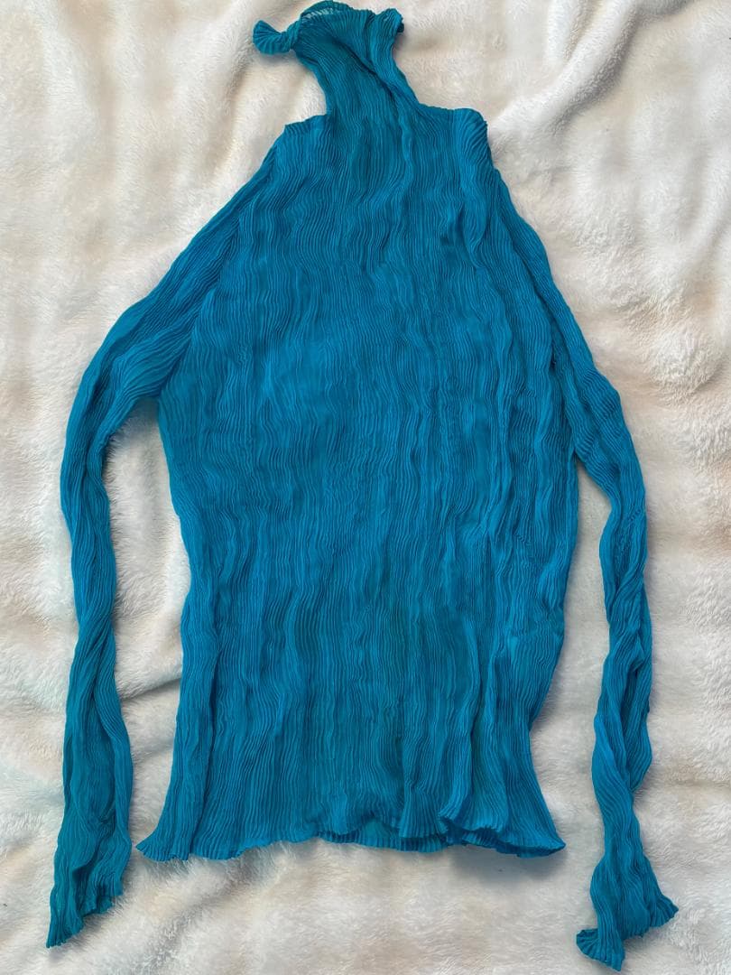 [希少] ISSEY MIYAKE しわプリーツ ライトブルートップス