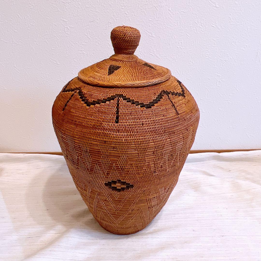 【新品】アタ 蓋付き つぼ型 バスケット 特大サイズ 模様編み 黒モチーフ