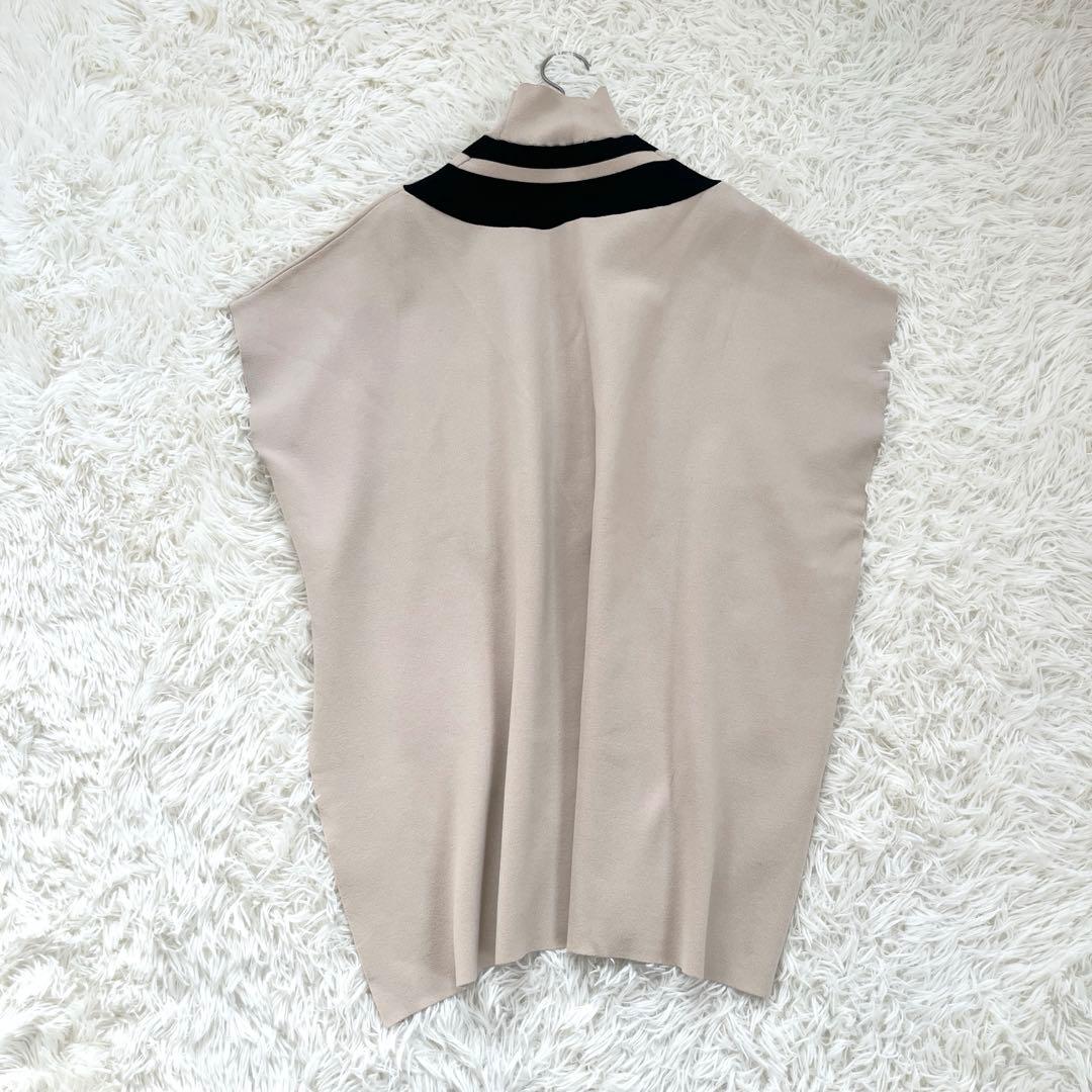 はな　完売品　ルフィル　ヴィスニットラインジレ　ベスト