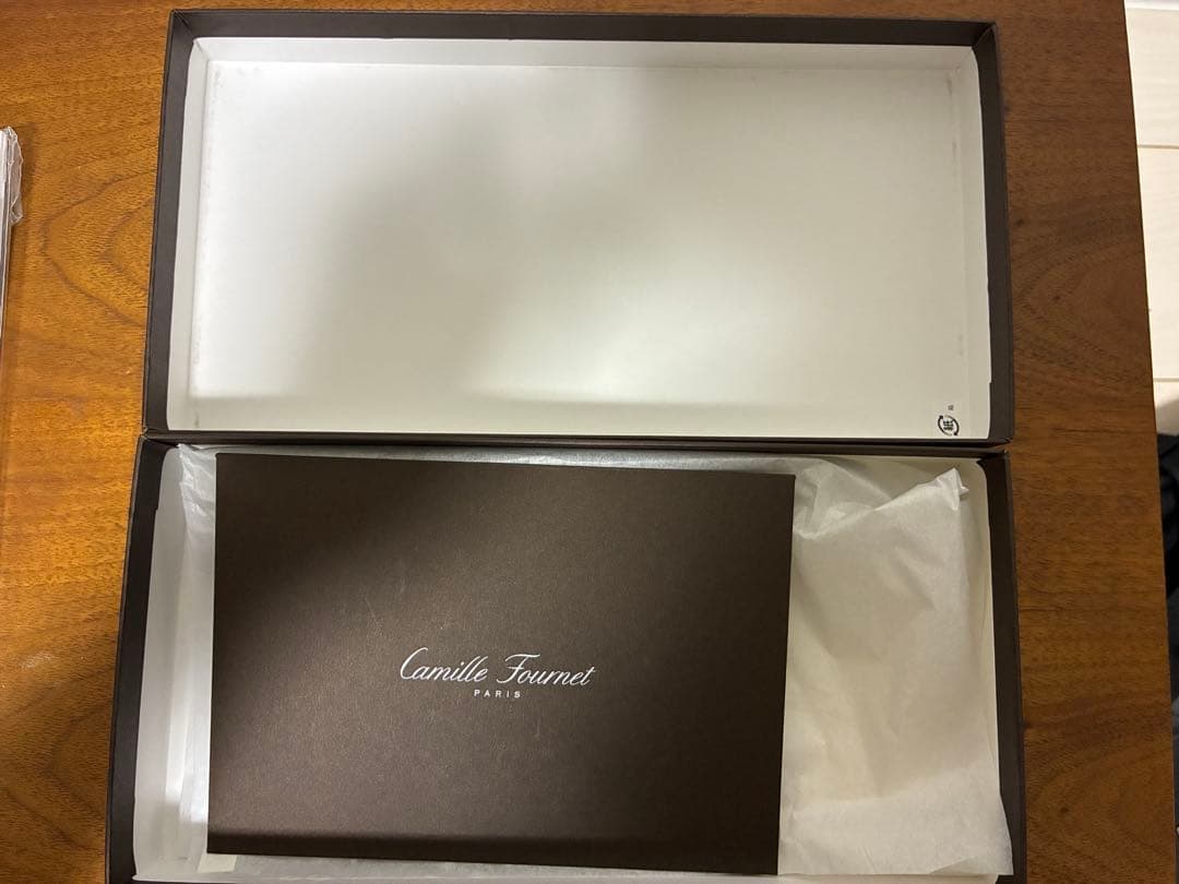 Camille Fournet 黒 レザー 長財布