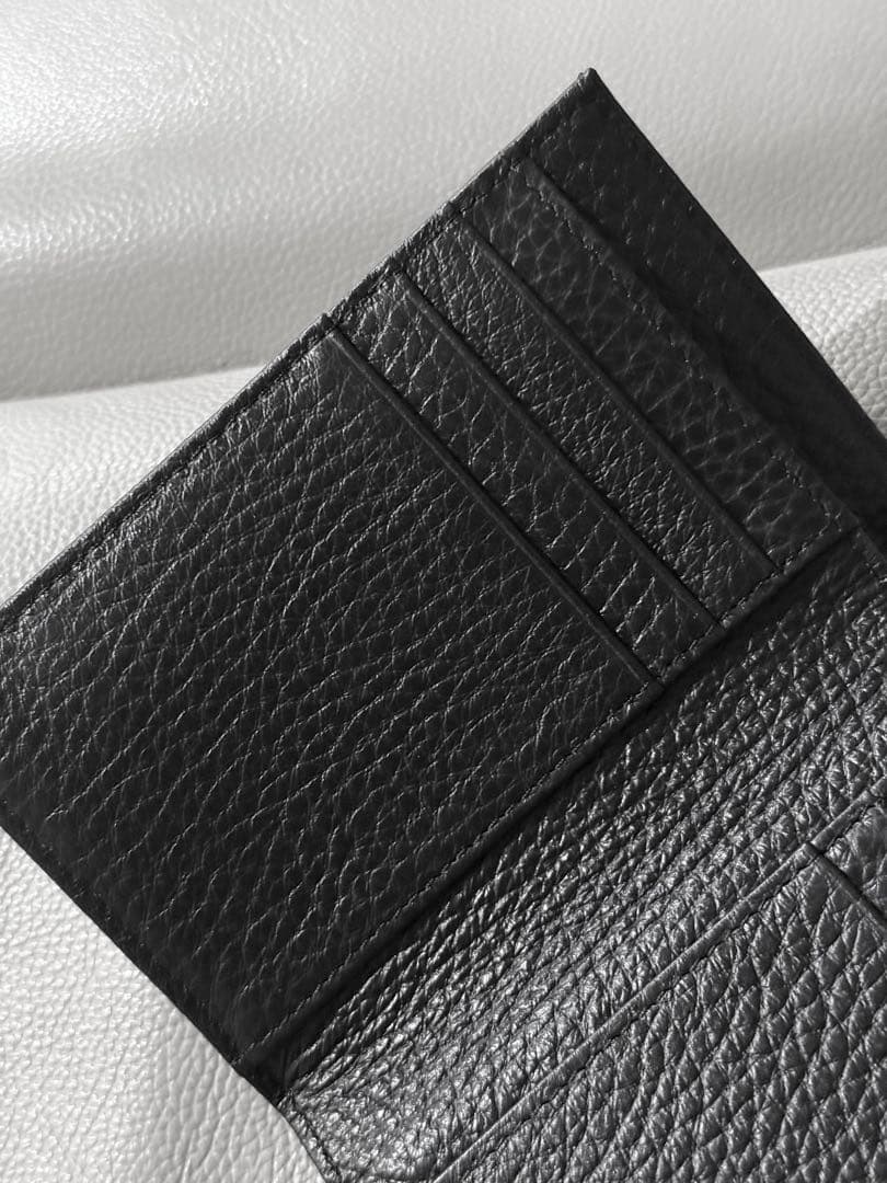 【本革】グレインレザー　クロス　ウォレット　チェーン穴あり　ブラック三つ折り財布