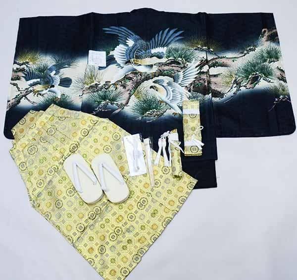 七五三 五歳 男児 羽織袴フルセット 金刺繍 黒地 鷹 袴変更可 NO37131