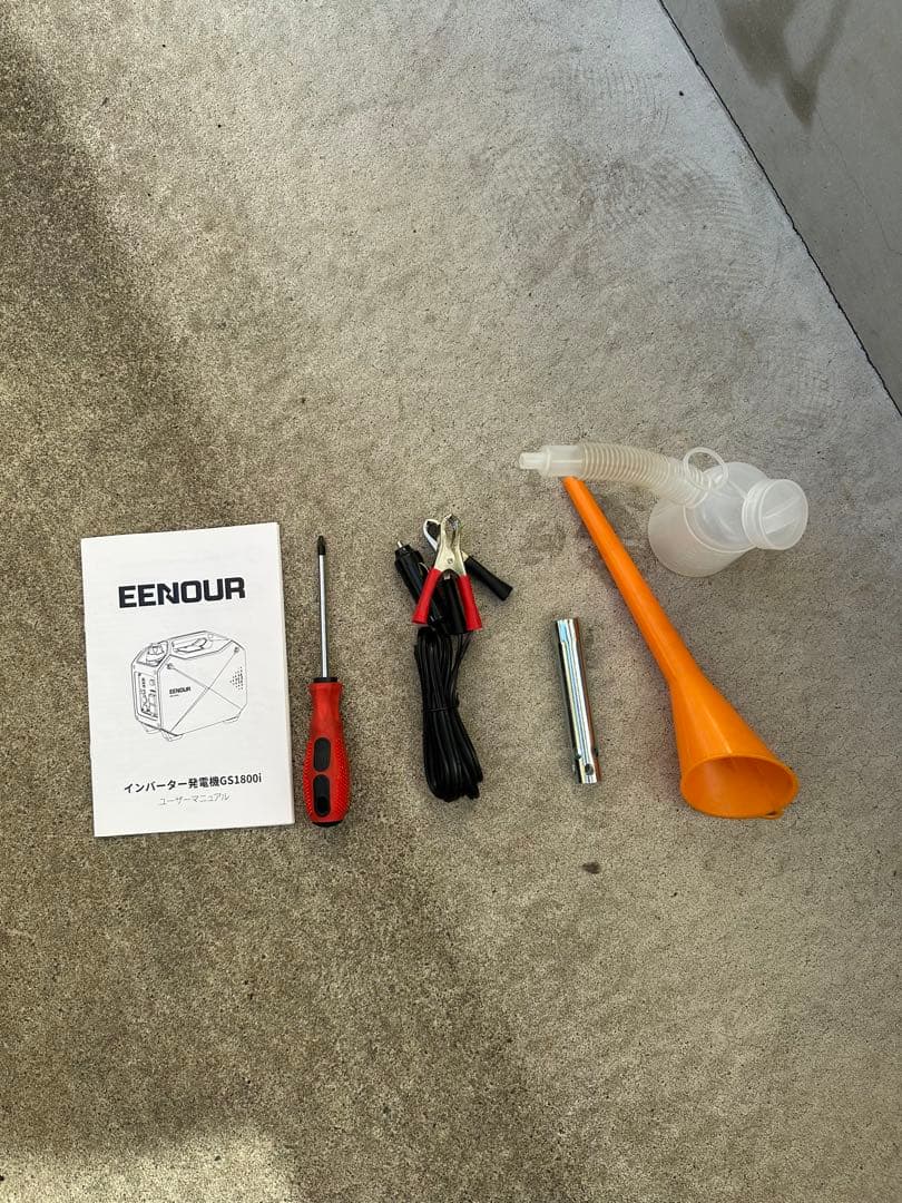 専用カバーとオイルと携行缶付き　EENOUR インバーター発電機 GS1800i