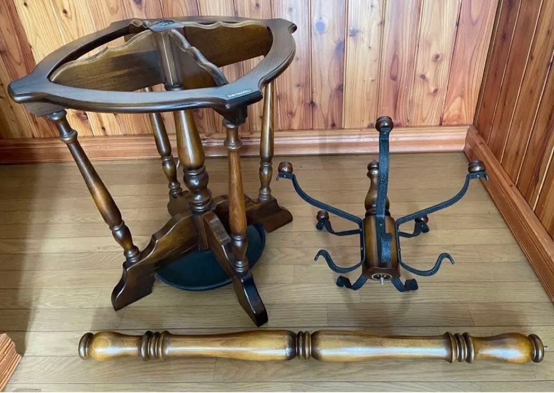 【お値下げしました】カリモク　ポールハンガー　ボートハンガー　クラシック