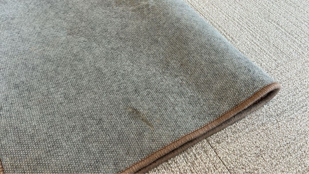 unico moste ラグ 100×140cm