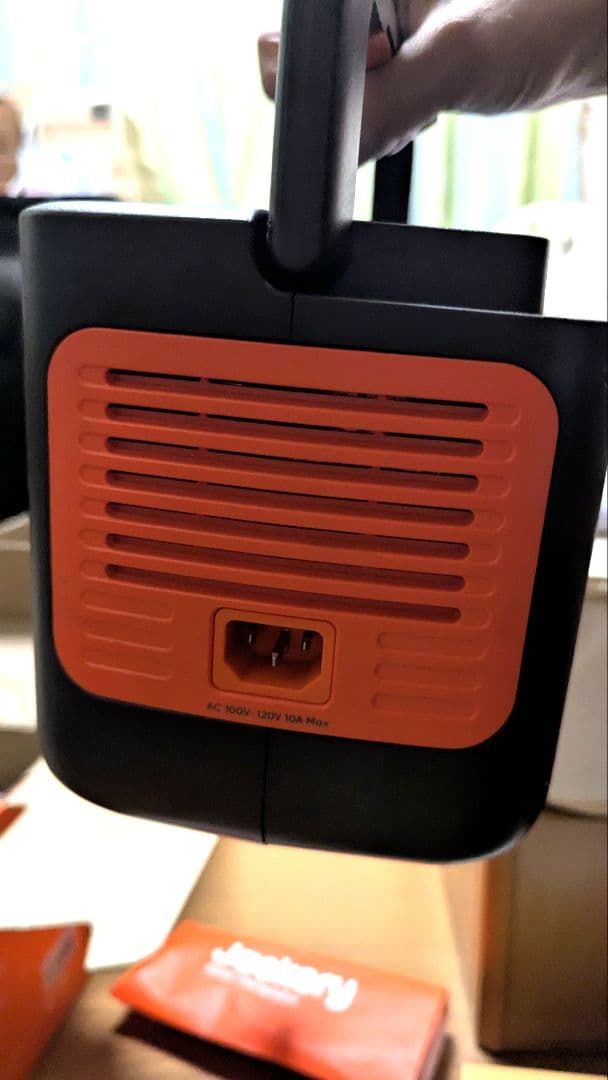 Jackery 300 Plus ポータブル電源　JE−300B