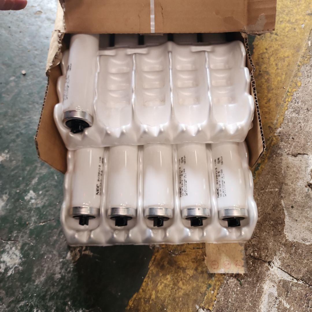 蛍光灯・電球 NEC FLR110HW/A/100