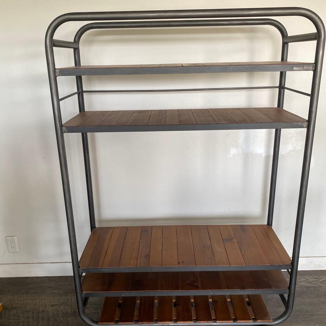 クラッシュゲートのTV台