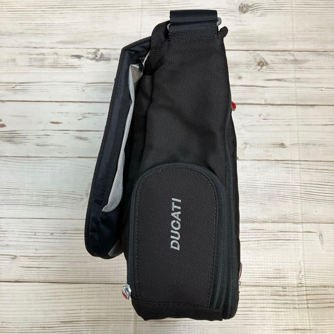  Indra 様リクエストTUMI × DUCATI T3 ⁑