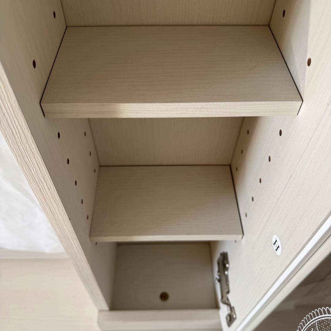 ニトリ　ドレッサー　椅子は付きません(フェリベーネ FEL1360 WH)