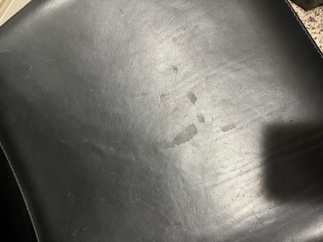 Fasem 黒革チェア2脚セット