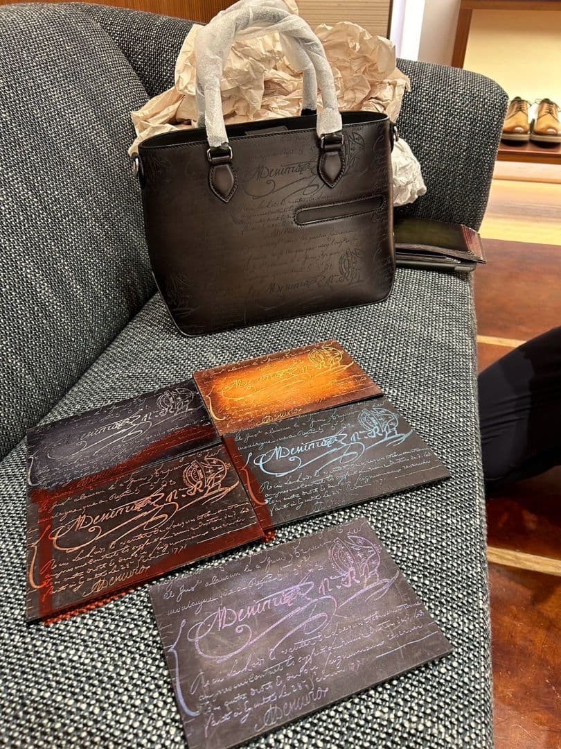 期間限定値下げ　特注　Berluti ベルルッティ オーダー未使用 ケース