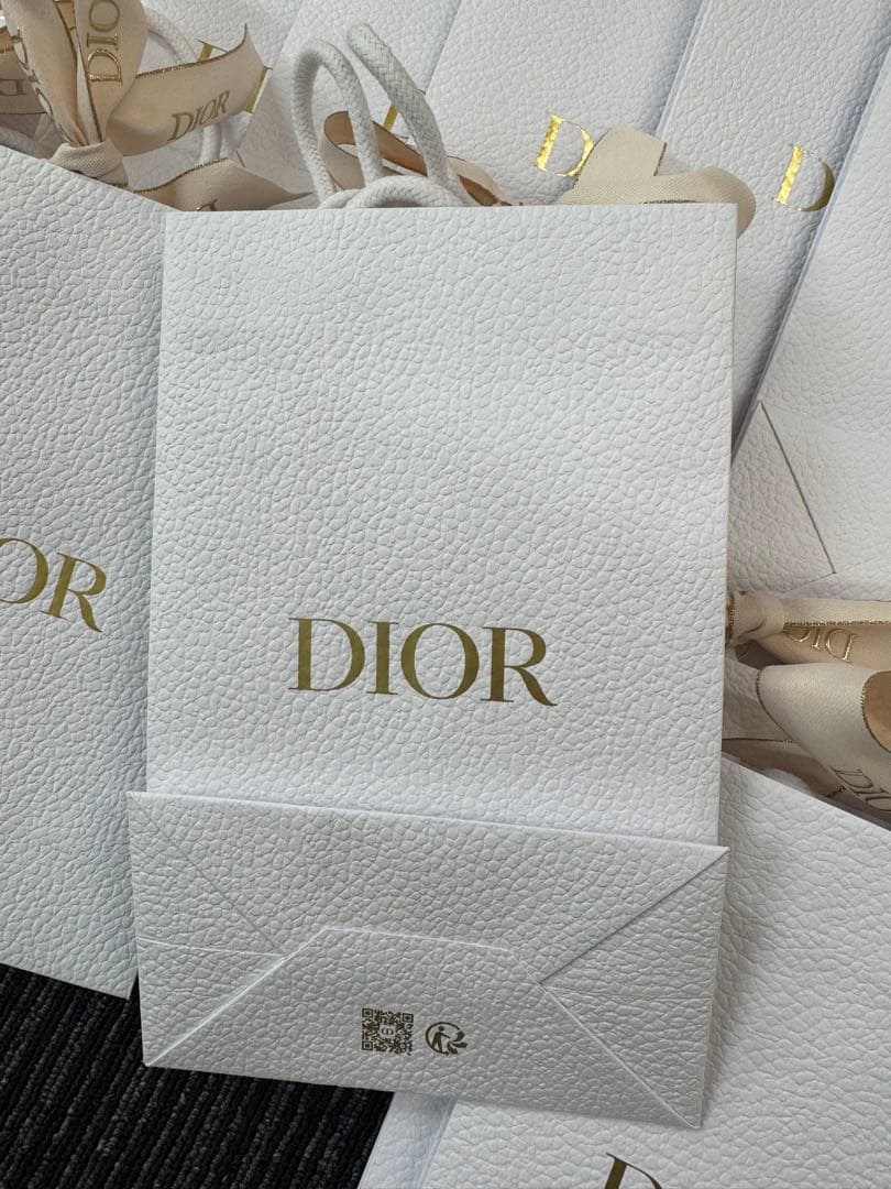 ディオール 母の日 限定ショッパー　紙袋　リポン付き　50枚