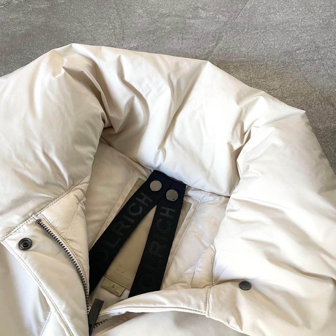美品★ウールリッチ　ラグジュアリー　コクーン　ダウンジャケット　アイボリー系　S